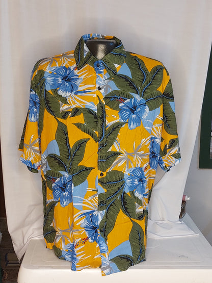 camisa hawaiana