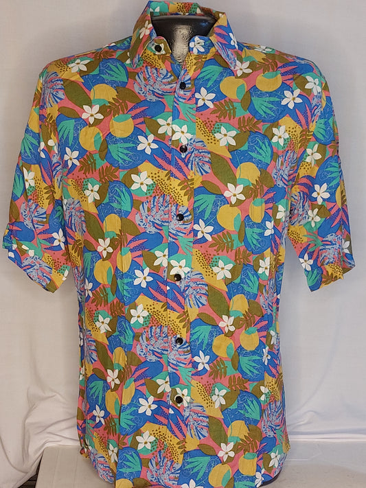 camisa hawaiana